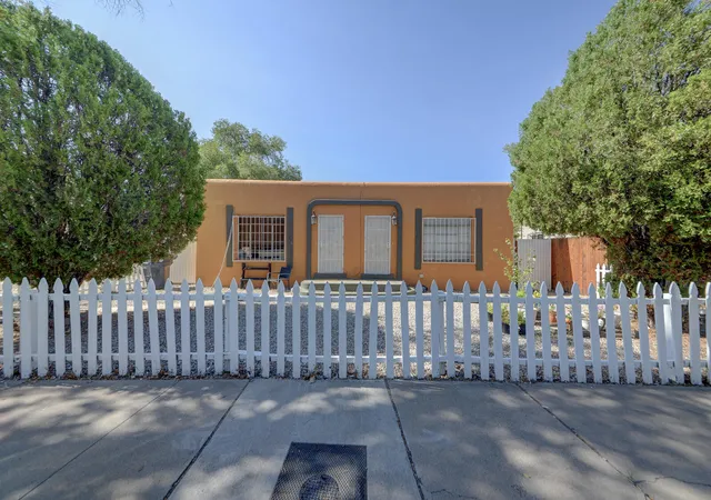 Photo 1 of Multi family home for sale at 1216 Coal Ave Sw, Albuquerque, NM 87102 | MLS# 1109687 | Listing updated on 2026-08-23