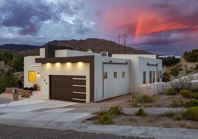 Photo 2 of Sale Pending at 700 Winterwood Pl Se, Albuquerque, NM 87123 | MLS# 1109694 | Listing updated on 2026-08-26