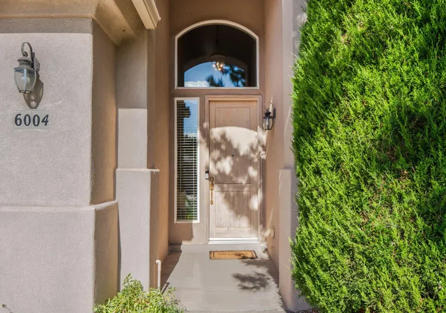 Photo 4 of Single family home for sale at 6004 Wildflower Trl Ne, Albuquerque, NM 87111 | MLS# 1109756 | Listing updated on 2026-08-26