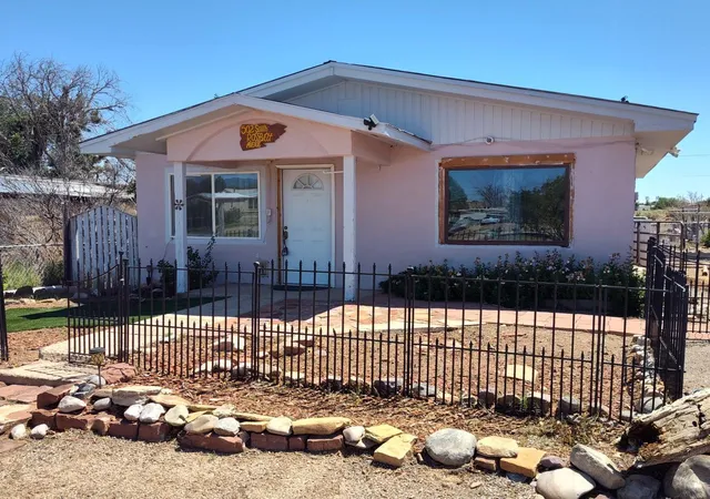 Photo 2 of Single family home for sale at 502 S Roosevelt Ave, Mountainair, NM 87036 | MLS# 1109812 | Listing updated on 2026-08-25
