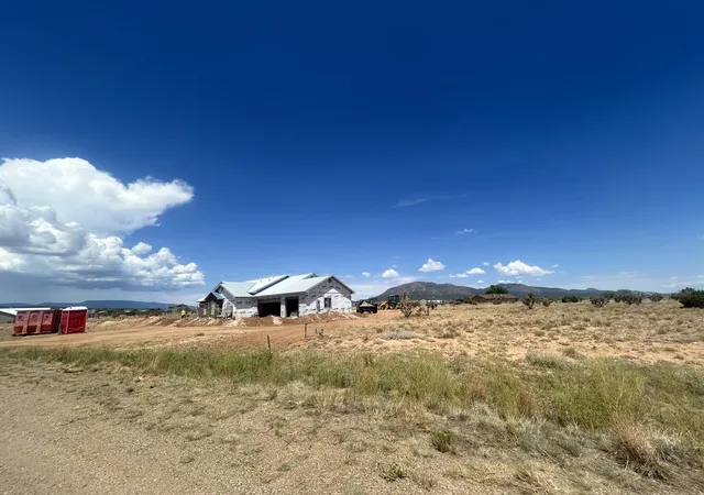 Photo 2 of Single family home for sale at 41 Rory Rd, Edgewood, NM 87015 | MLS# 1109819 | Listing updated on 2026-08-26