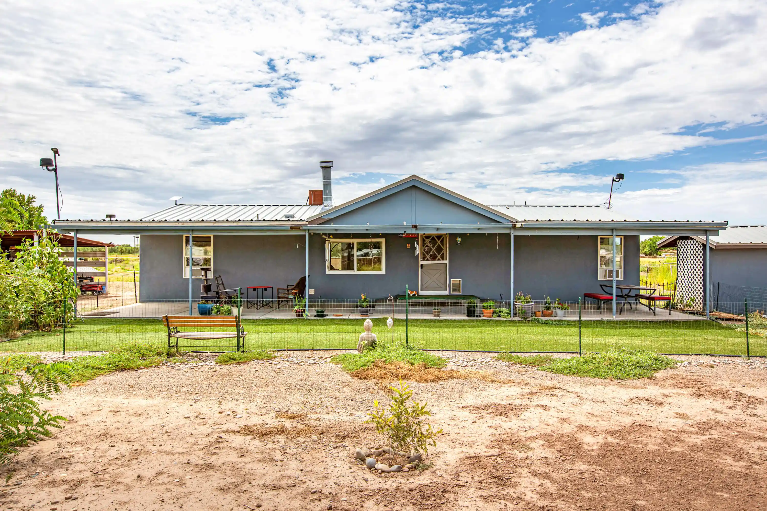 Manufactured home for sale at 4 Yerba Rd, Los Lunas, NM 87031 | MLS# 1109785
