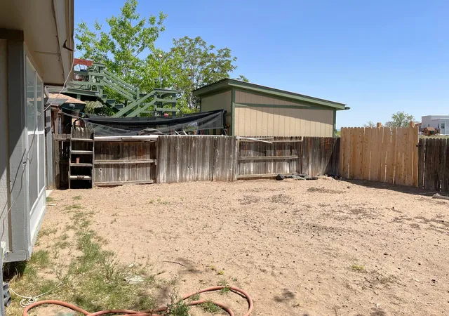 Photo 17 of Townhouse for sale at 5216 Chuckwagon Trl Nw, Albuquerque, NM 87120 | MLS# 1109874 | Listing updated on 2026-08-27
