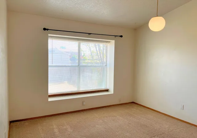 Photo 4 of Townhouse for sale at 5216 Chuckwagon Trl Nw, Albuquerque, NM 87120 | MLS# 1109874 | Listing updated on 2026-08-27
