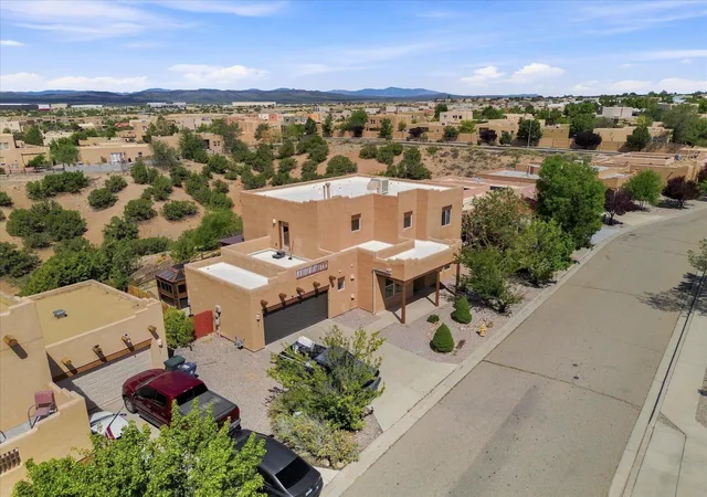 Photo 1 of Single family home for sale at 4708 Contenta Ridge, Santa Fe, NM 87507 | MLS# 1109881 | Listing updated on 2026-08-27