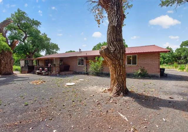 Single family home for sale at 11 Jean Ln, Peralta, NM 87042 | MLS# 1109949