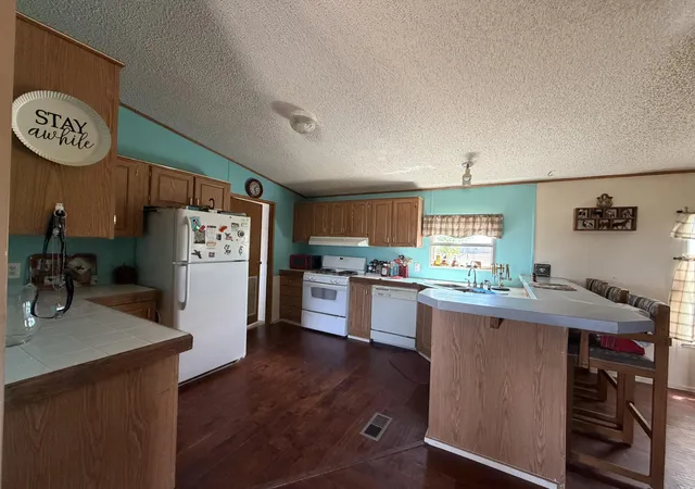 Photo 4 of Manufactured home for sale at 10 Thunderchief Ln, Edgewood, NM 87015 | MLS# 1109966 | Listing updated on 2026-08-28