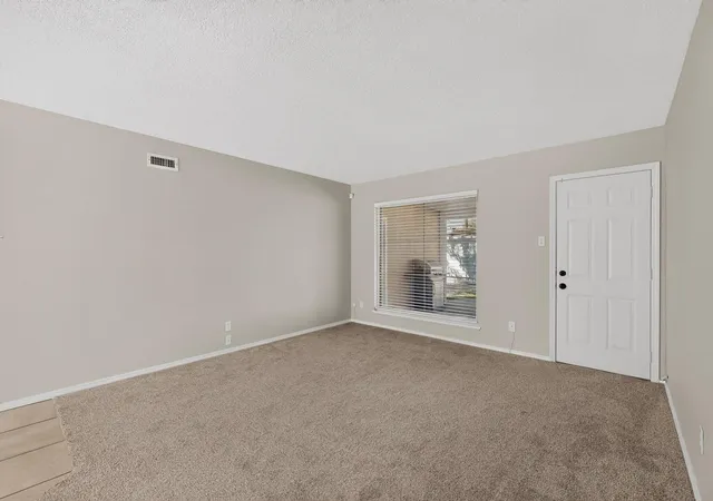 5th image of 829 Shirley St Ne, Albuquerque, NM 87123 | MLS# 1109960