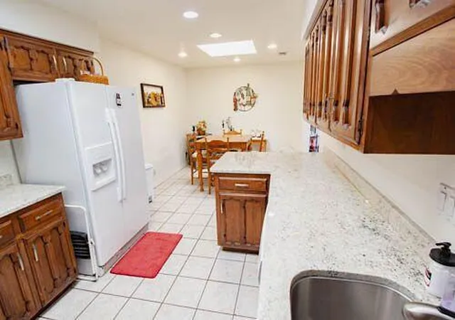 Photo 4 of Townhouse for sale at 1554 Donette Pl Ne #1554, Albuquerque, NM 87112 | MLS# 1109979 | Listing updated on 2026-08-28