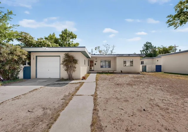 Photo 2 of Single family home for sale at 334 Chula Vista Pl Ne, Albuquerque, NM 87108 | MLS# 1110030 | Listing updated on 2026-08-29