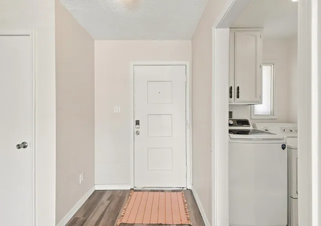 4th image of 7312 Arvada Ave Ne, Albuquerque, NM 87110 | MLS# 1110043