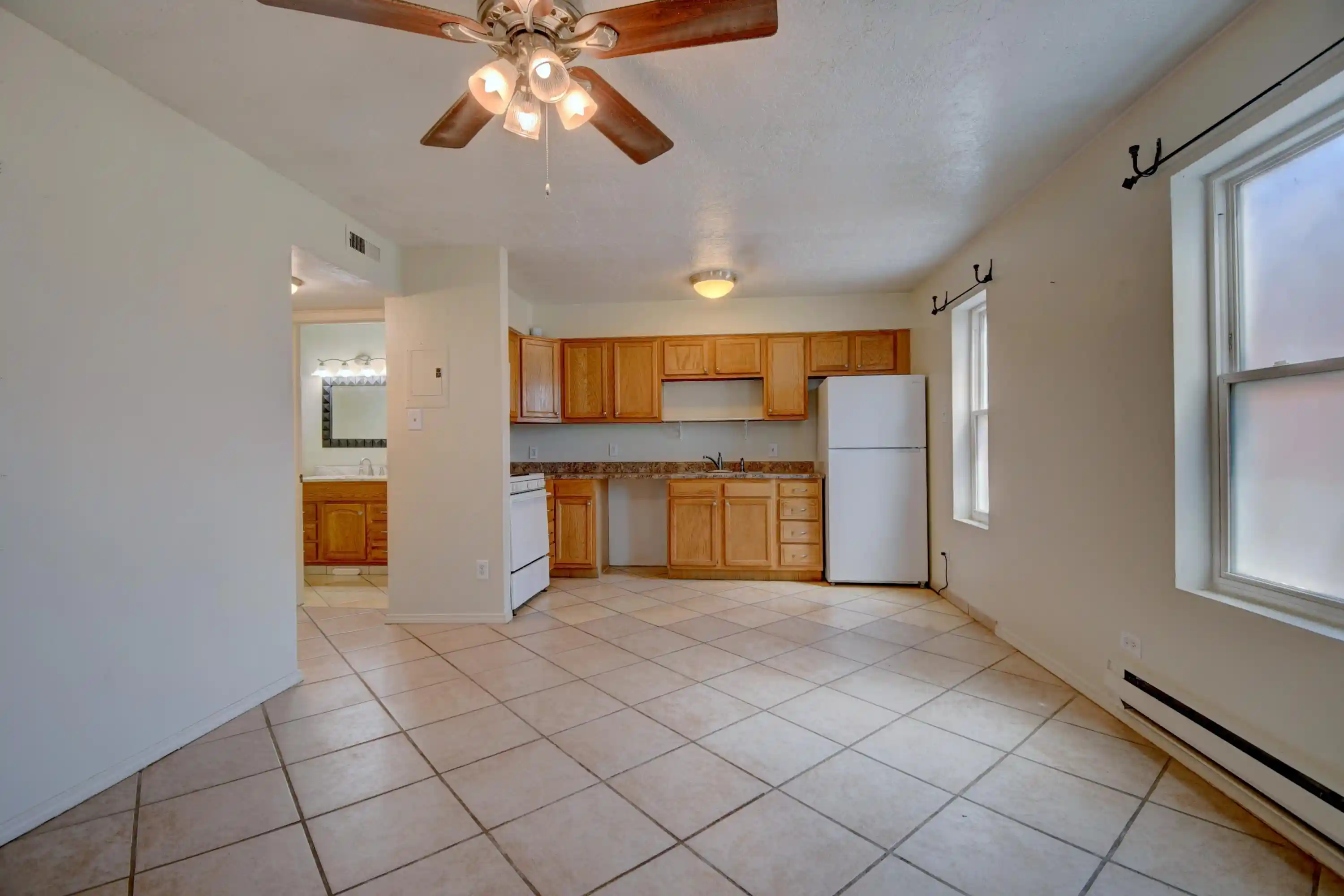 Photo 1 of Sale Pending at 12333 Mountain Rd Ne #E, Albuquerque, NM 87112 | MLS# 1110036 | Listing updated on 2026-10-22