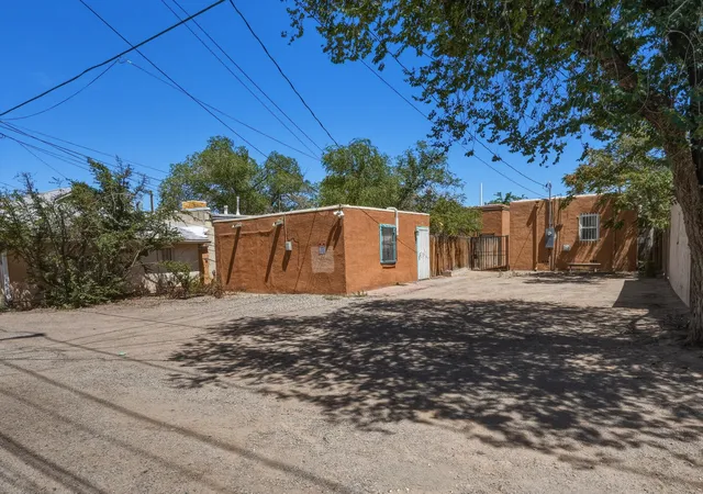 Photo 21 of Multi family home for sale at 205 Stanford Dr Se, Albuquerque, NM 87106 | MLS# 1110079 | Listing updated on 2026-08-29