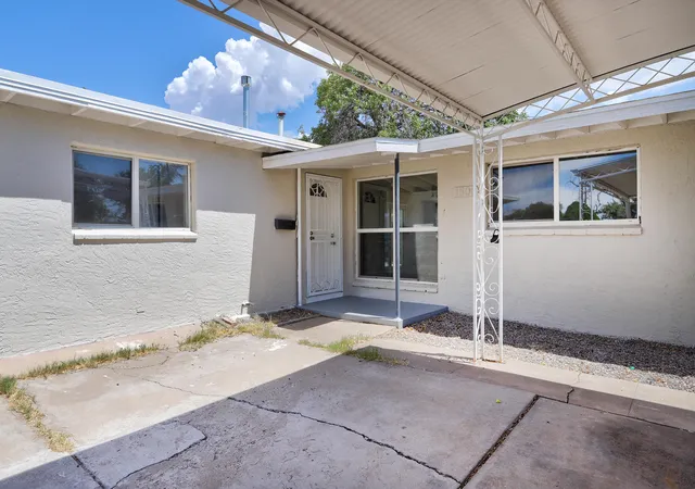 Photo 2 of Sale Pending at 1800 Britt St Ne, Albuquerque, NM 87112 | MLS# 1110140 | Listing updated on 2026-09-01