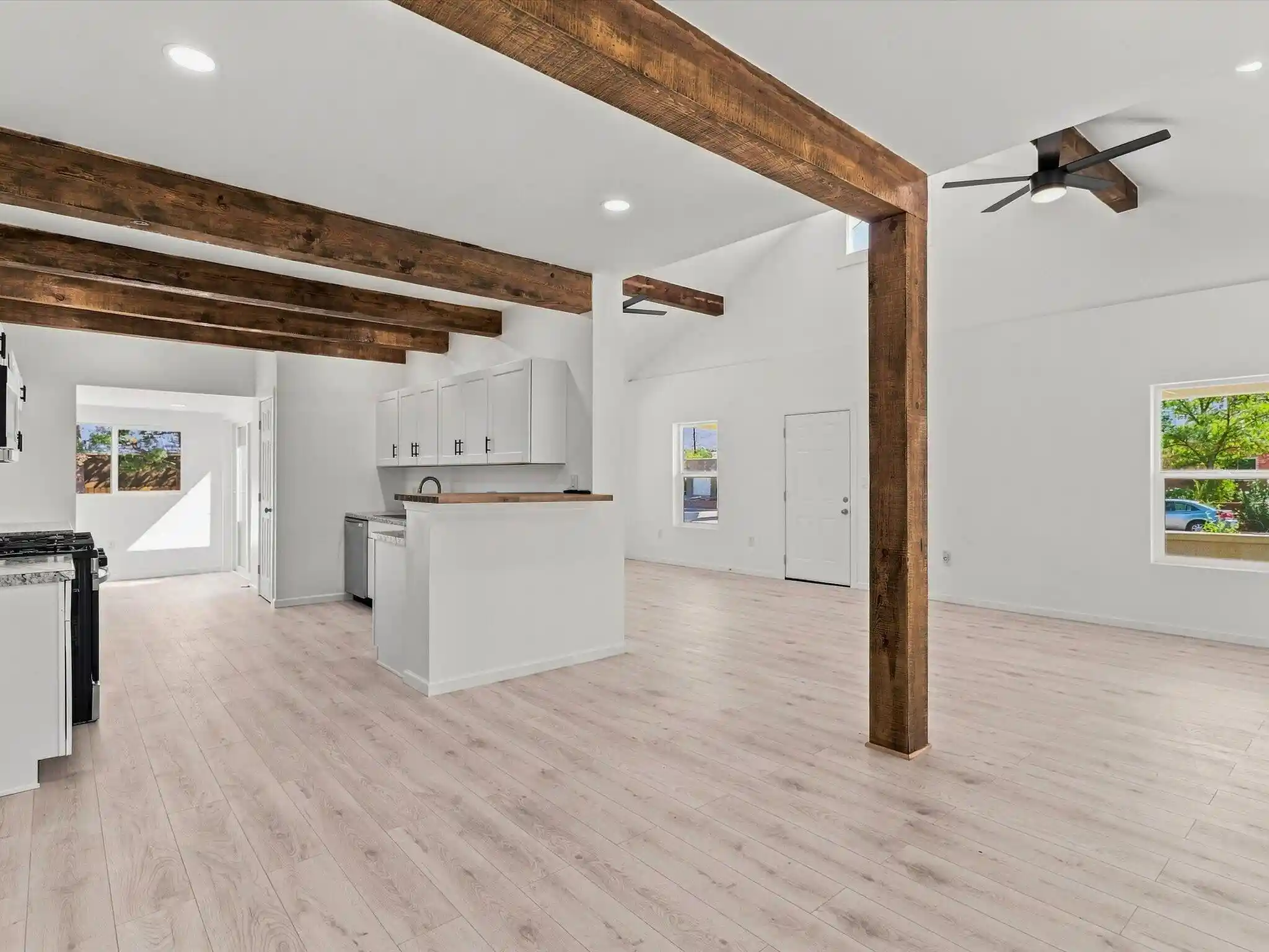 Photo 1 of Single family home for sale at 233 E Maxine St Ne, Albuquerque, NM 87123 | MLS# 1109958 | Listing updated on 2026-10-30
