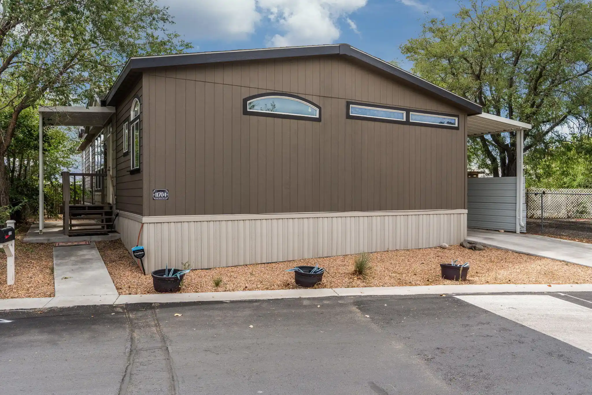 Photo 1 of Manufactured home for sale at 11704 Wild Horse Trl Se, Albuquerque, NM 87123 | MLS# 1110338 | Listing updated on 2026-10-22