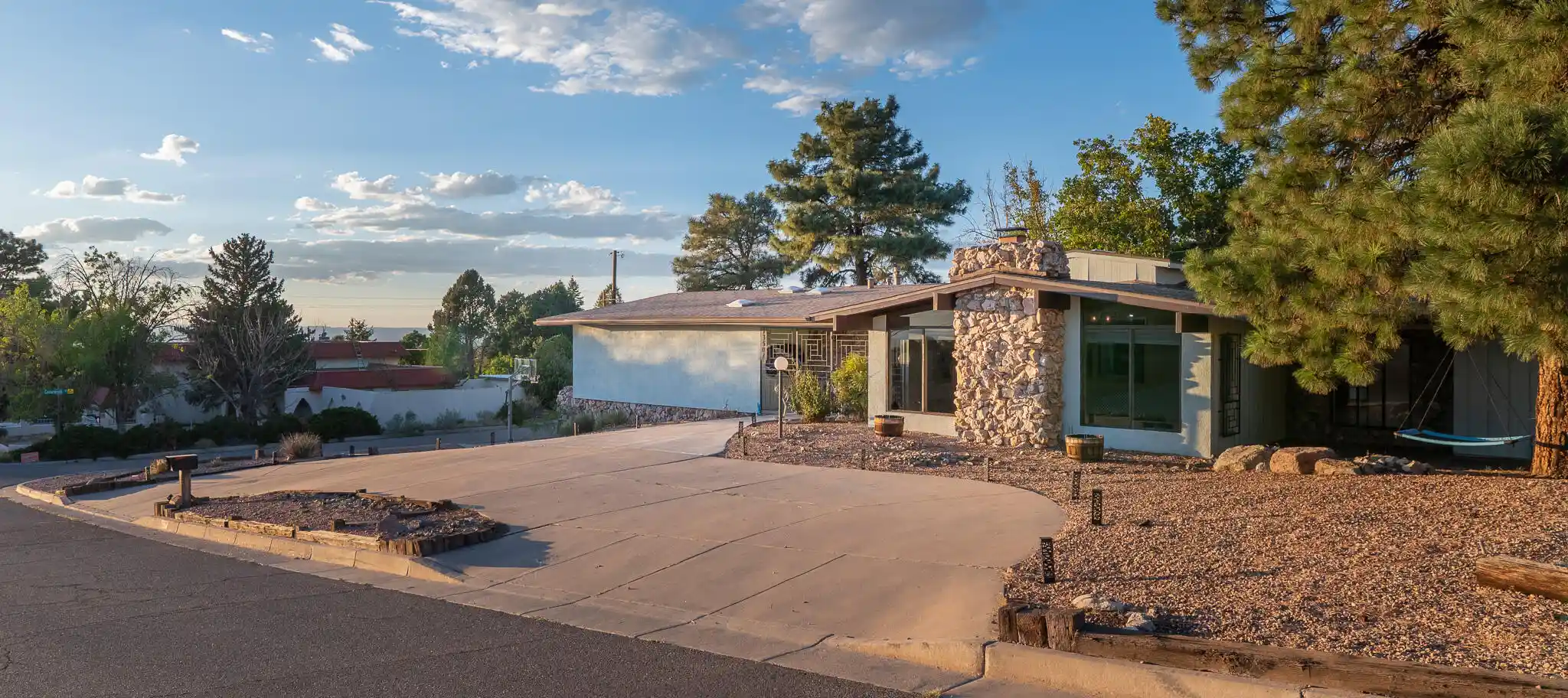 Photo 1 of Single family home for sale at 13501 Cedarbrook Ave Ne, Albuquerque, NM 87111 | MLS# 1110433 | Listing updated on 2026-10-21