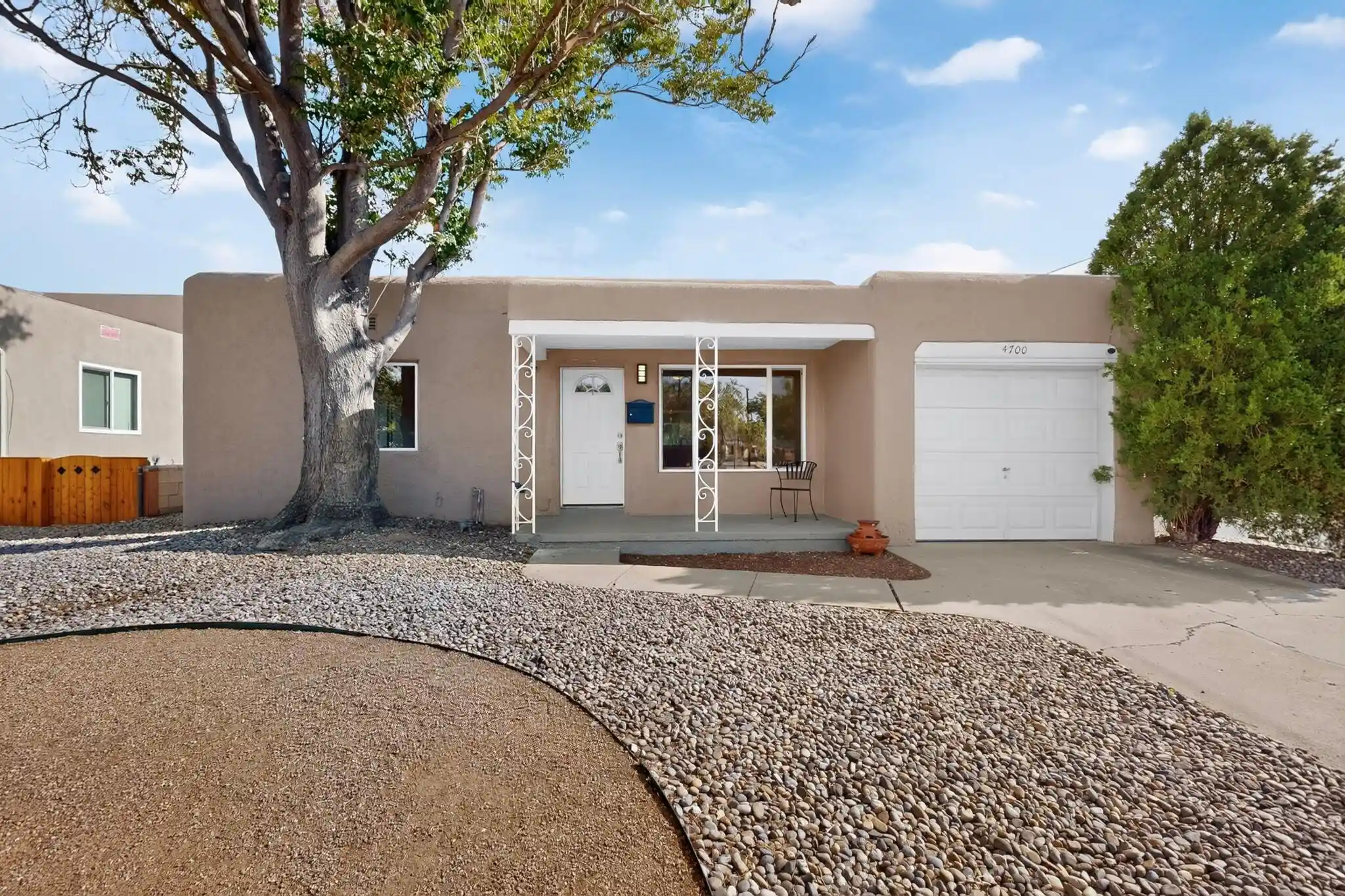 Photo 1 of Single family home for sale at 4700 Crest Ave Se, Albuquerque, NM 87108 | MLS# 1110488 | Listing updated on 2026-10-26