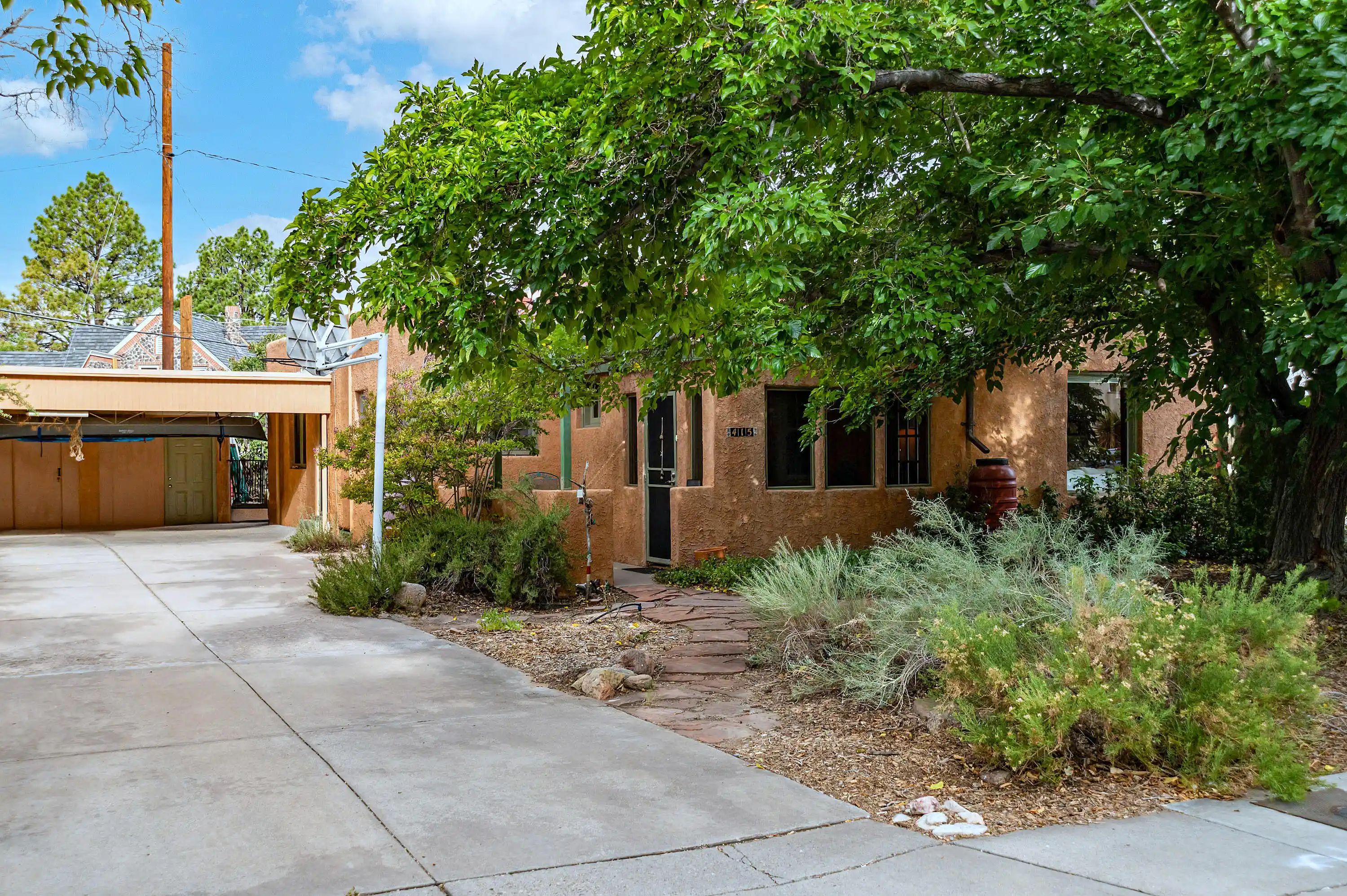 Photo 1 of Single family home for sale at 415 Amherst Dr Ne, Albuquerque, NM 87106 | MLS# 1110604 | Listing updated on 2026-10-21