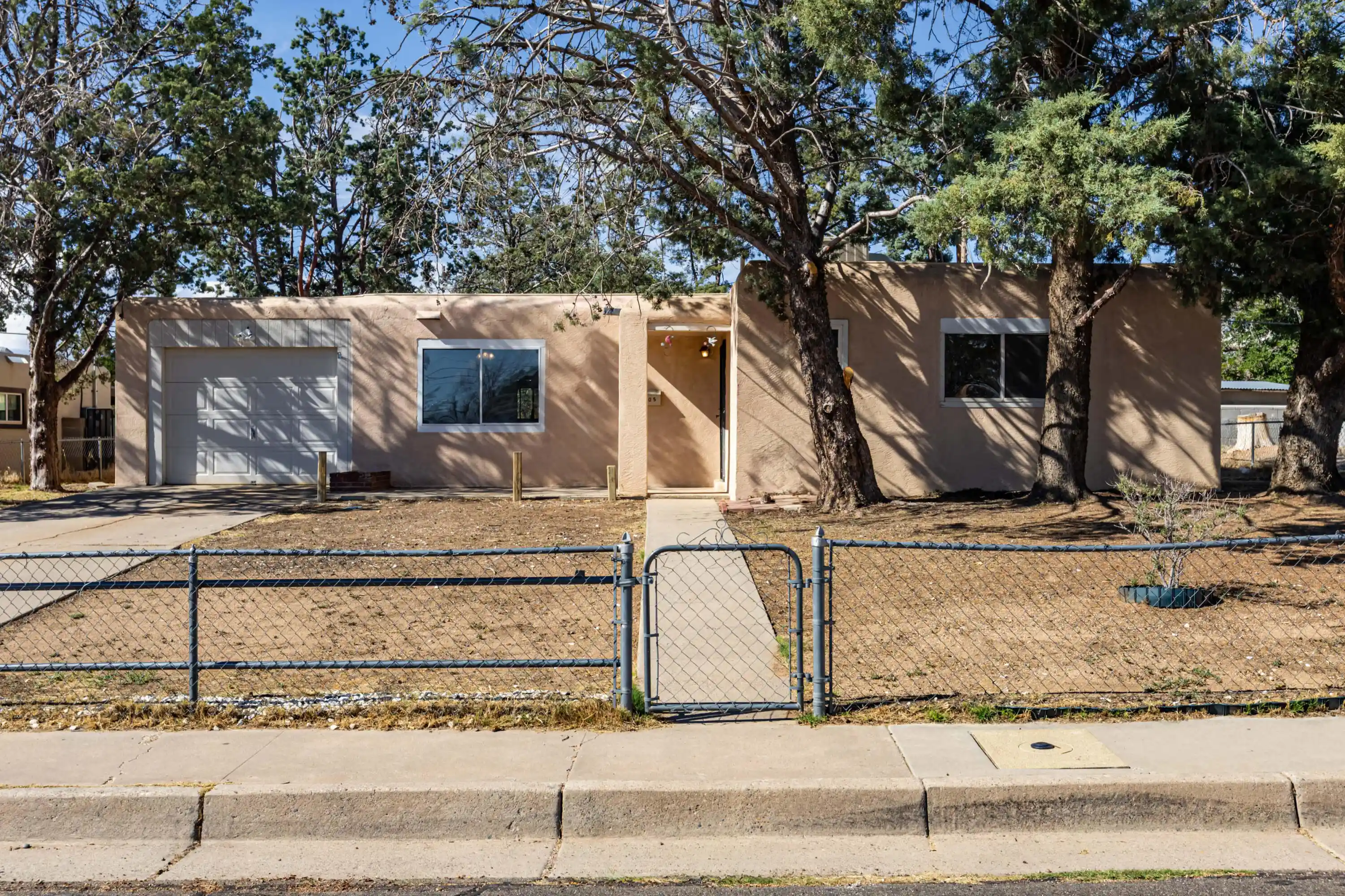 Photo 1 of Sale Pending at 9405 Parsifal Pl Ne, Albuquerque, NM 87111 | MLS# 1110711 | Listing updated on 2026-10-21
