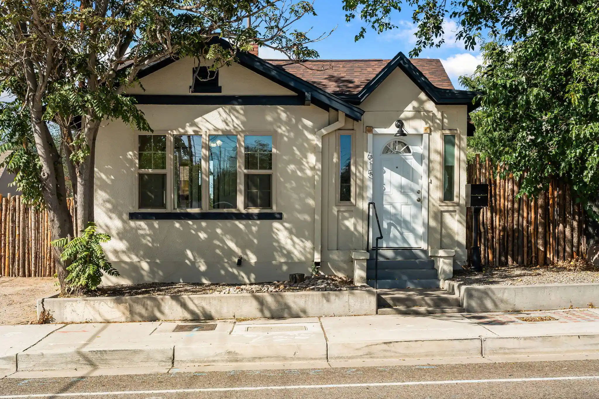 Photo 1 of Single family home for sale at 615 Lead Ave Se, Albuquerque, NM 87102 | MLS# 1110745 | Listing updated on 2026-10-21