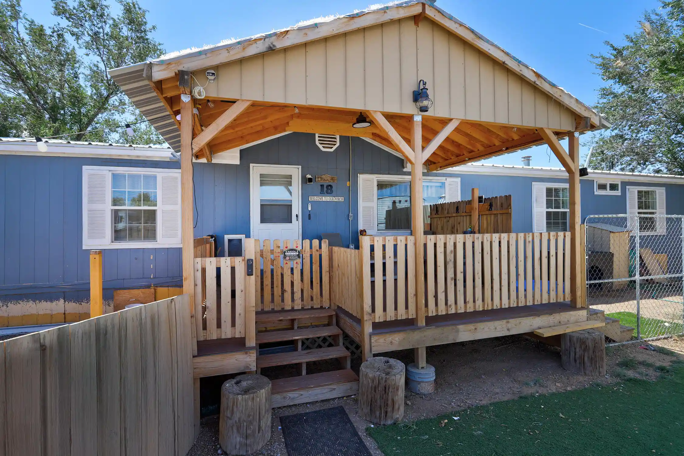 Photo 1 of Manufactured home for sale at 18 Brent Dr, Edgewood, NM 87015 | MLS# 1110901 | Listing updated on 2026-10-21