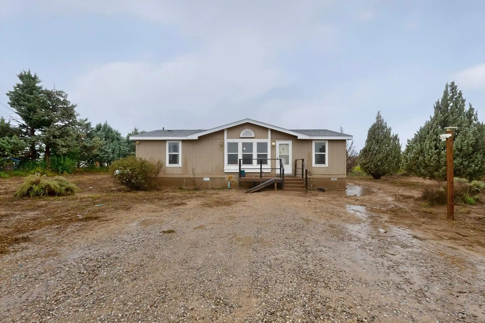 Manufactured home for sale at 87 Amy Rd, Los Lunas, NM 87031 | MLS# 1110911