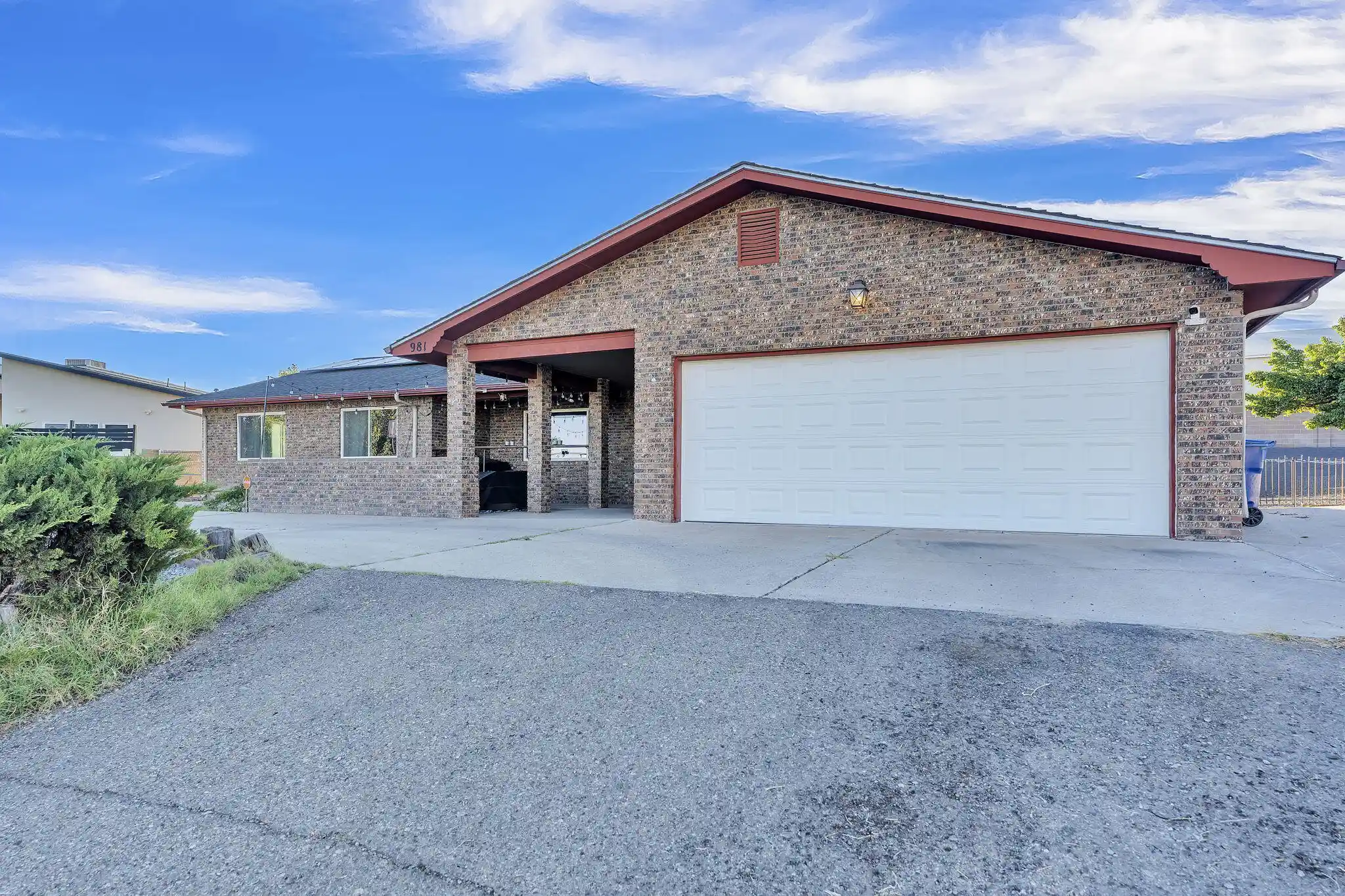 Photo 1 of Single family home for sale at 981 Hillside Ct Sw, Los Lunas, NM 87031 | MLS# 1110932 | Listing updated on 2026-10-21