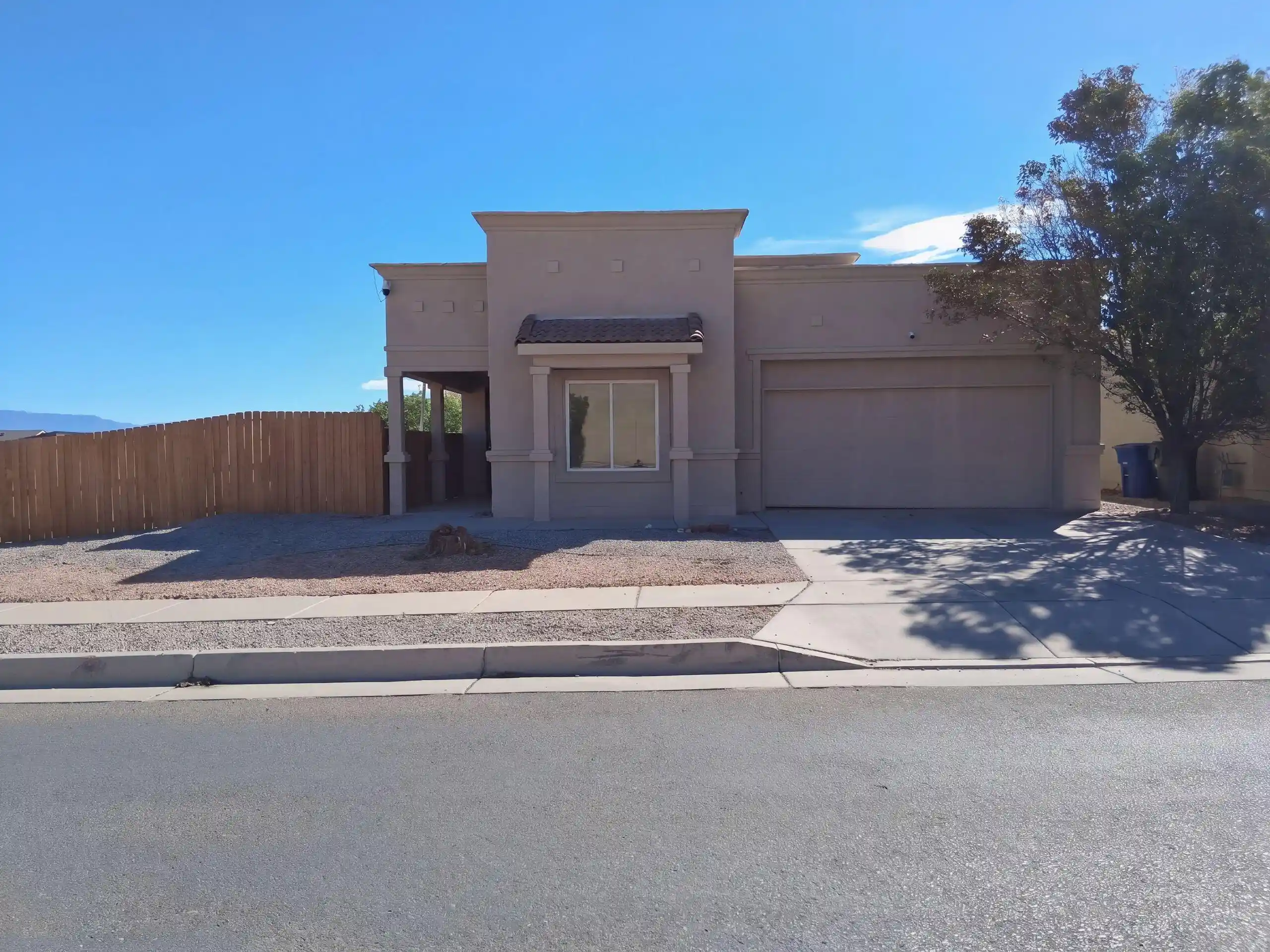 Photo 1 of Sale Pending at 2900 Duerson Trl Sw, Albuquerque, NM 87121 | MLS# 1111045 | Listing updated on 2026-10-22