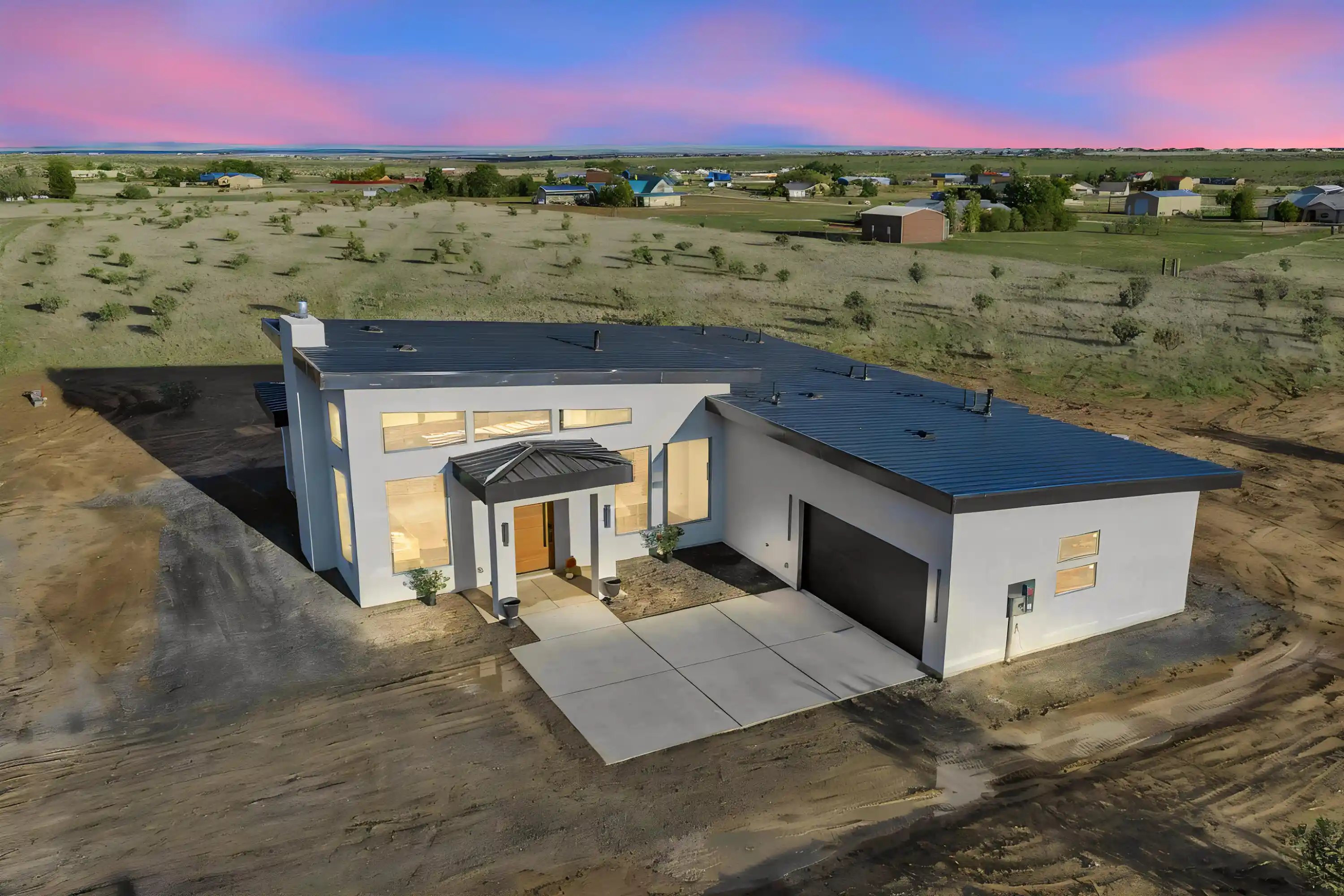 Photo 1 of Single family home for sale at 4 Cleveland Rd, Edgewood, NM 87015 | MLS# 1111090 | Listing updated on 2026-10-26
