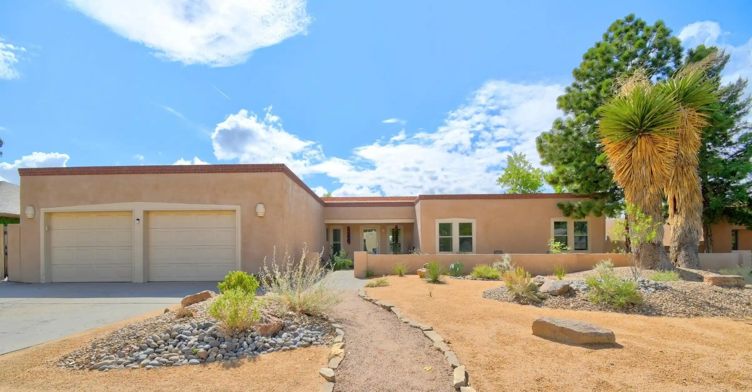 Photo 1 of Single family home for sale at 5613 Cometa Ct Ne, Albuquerque, NM 87111 | MLS# 1111260 | Listing updated on 2026-10-24