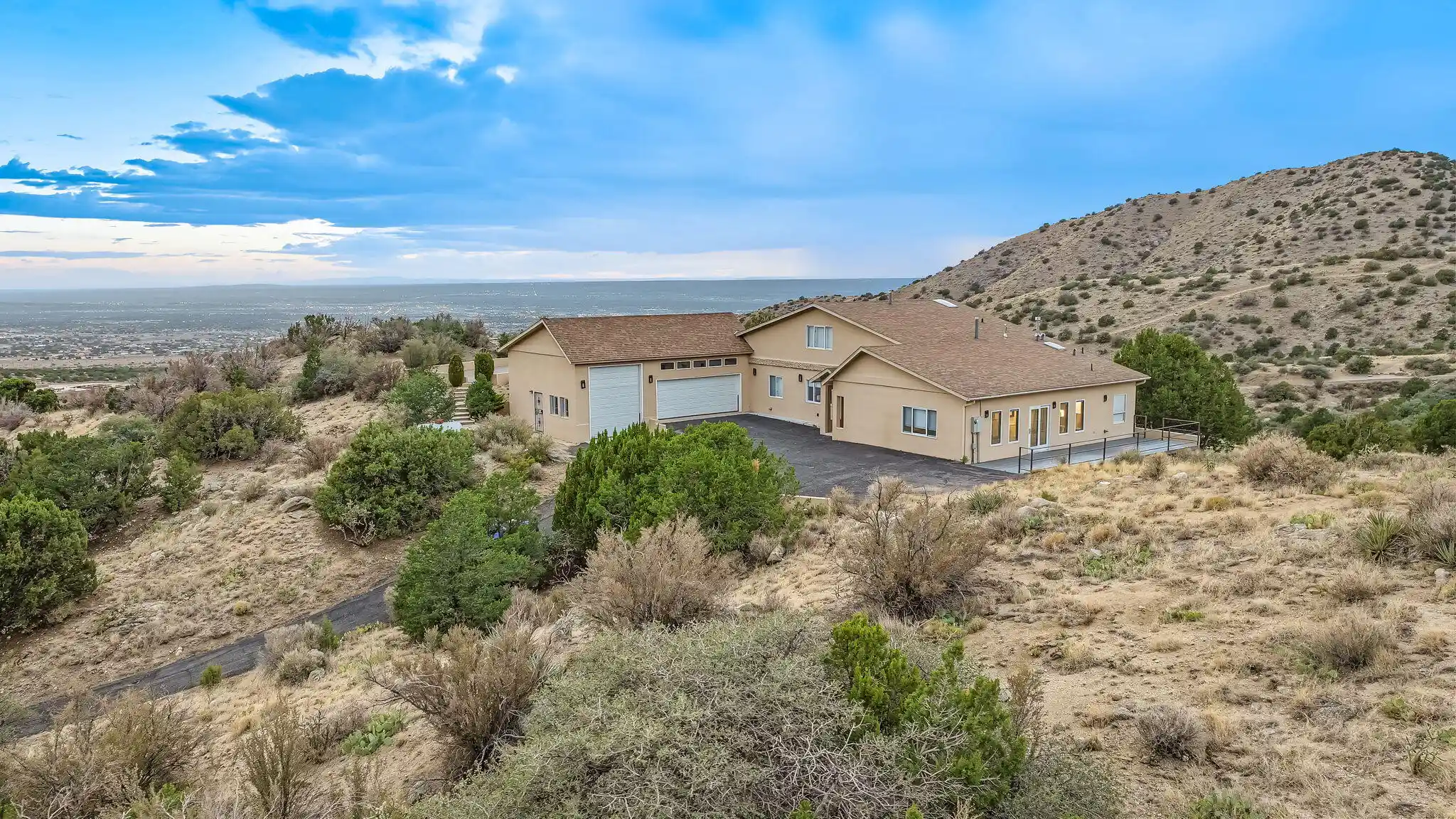 Photo 1 of Single family home for sale at 30 Tierra Monte Dr Ne, Albuquerque, NM 87122 | MLS# 1111268 | Listing updated on 2026-10-24