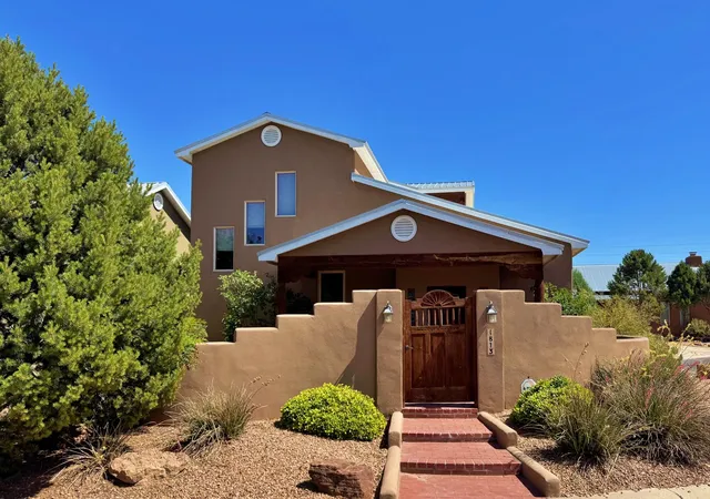 Photo 1 of Single family home for sale at 1813 Calle Barbarita Nw, Albuquerque, NM 87107 | MLS# 1111501 | Listing updated on 2026-09-25