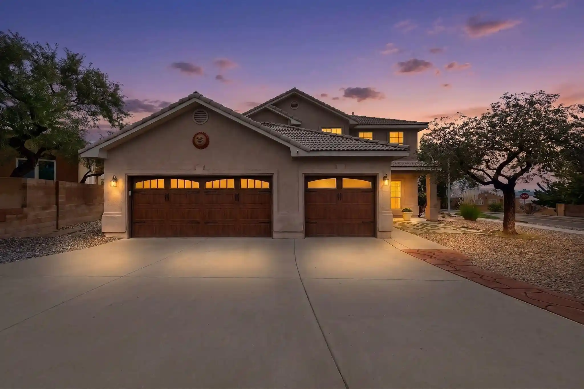 Townhouse for sale at 5715 La Colonia Dr NW, Albuquerque, NM 87120 | MLS# 1111585