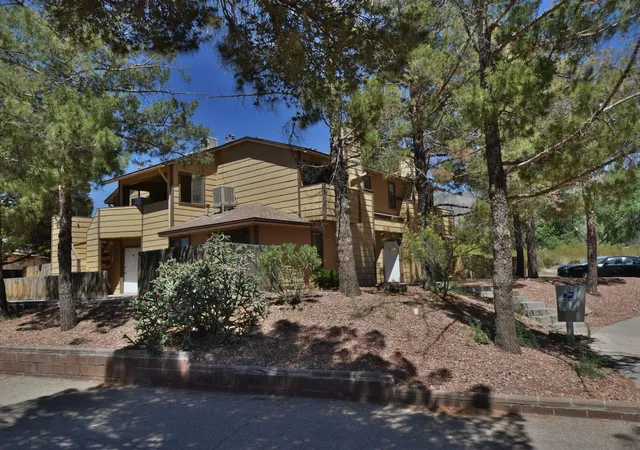 Photo 3 of Multi family home for sale at 2100 Stardust Ct, Alamogordo, NM 88310 | MLS# 1111608 | Listing updated on 2026-09-27