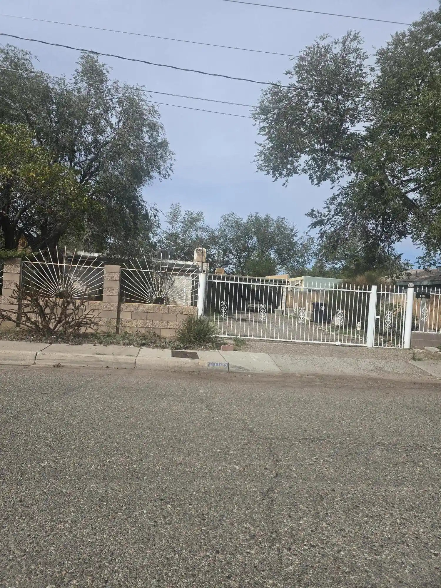 Photo 1 of Sale Pending at 1123 Aztec Rd Nw, Albuquerque, NM 87107 | MLS# 1111610 | Listing updated on 2026-10-24