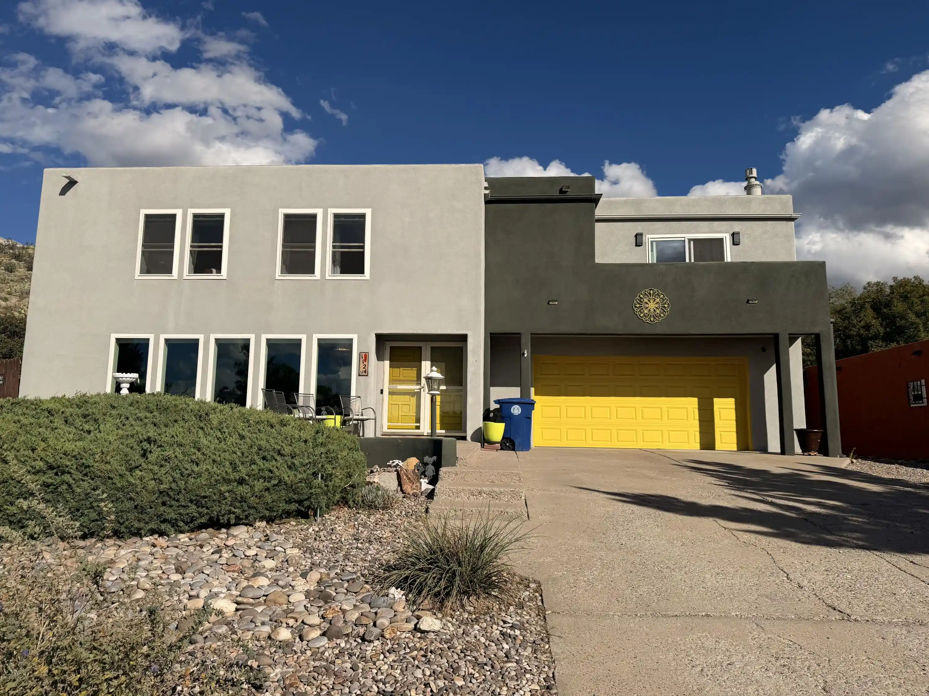 Photo 1 of Single family home for sale at 1124 Turner Dr Ne, Albuquerque, NM 87123 | MLS# 1111646 | Listing updated on 2026-10-21