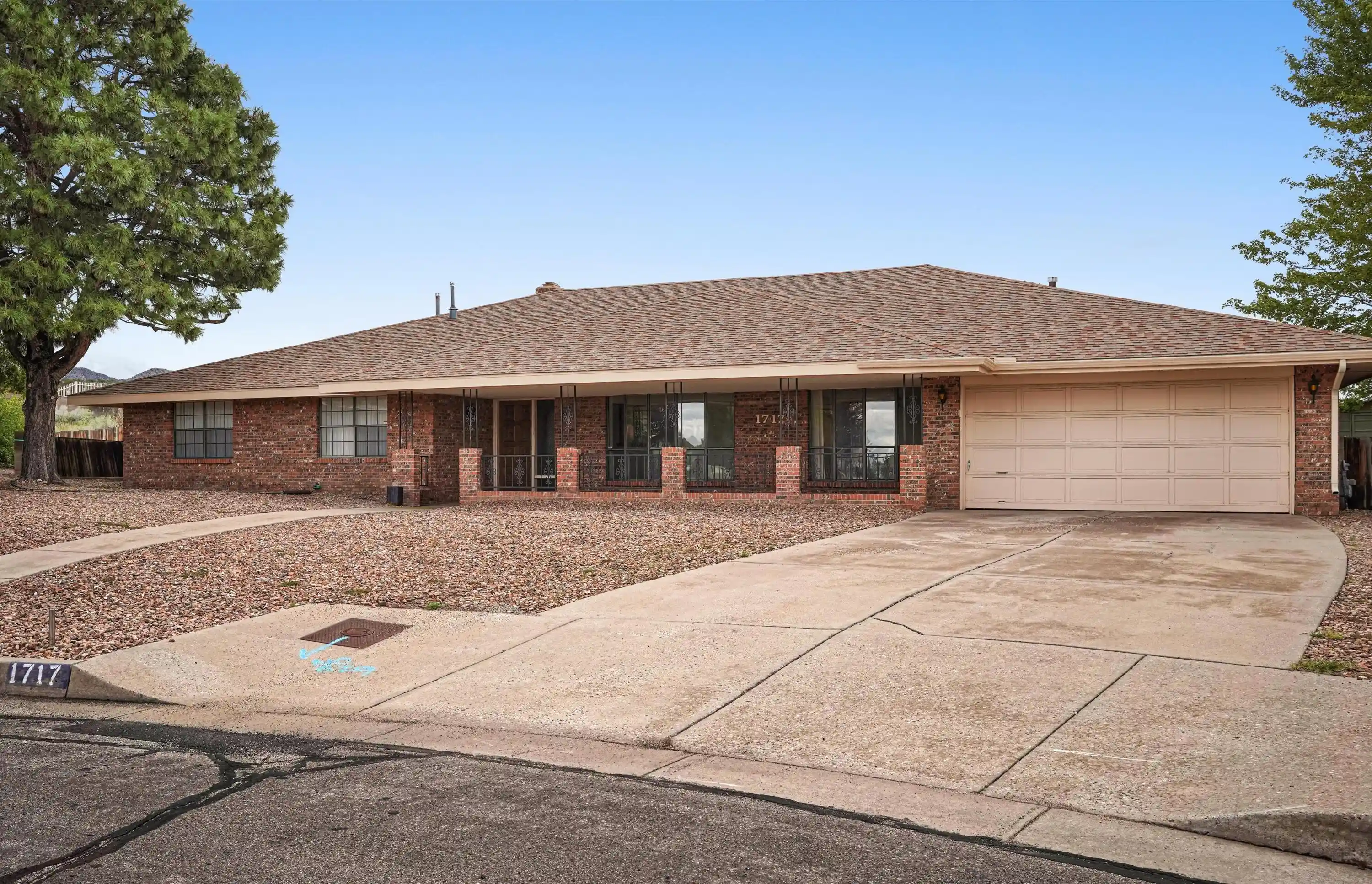 Photo 1 of Single family home for sale at 1717 Catron Ct Se, Albuquerque, NM 87123 | MLS# 1111649 | Listing updated on 2026-10-25