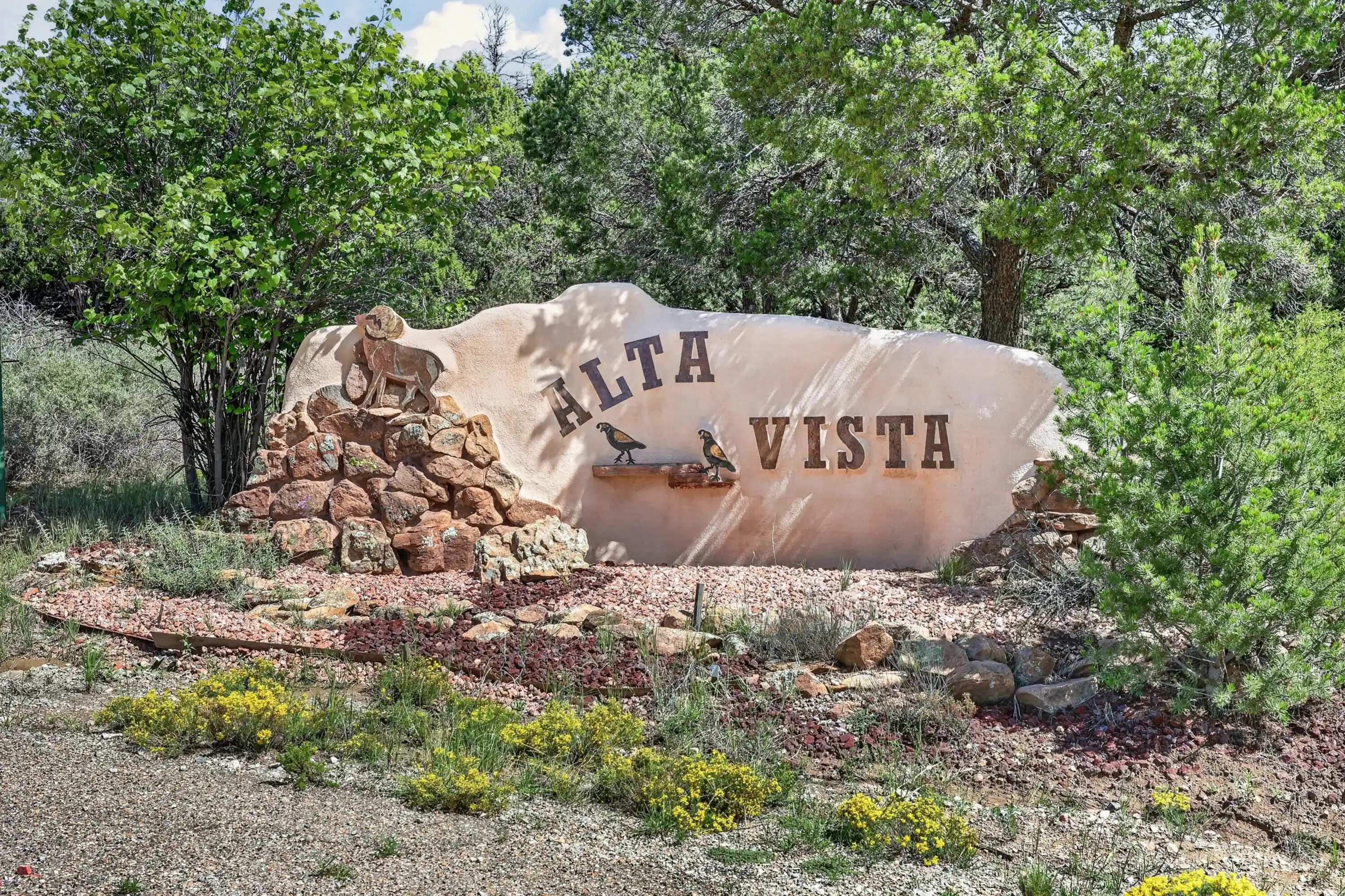 Photo 1 of Land for sale at 36 Alta Vista Rd, Tijeras, NM 87059 | MLS# 1111654 | Listing updated on 2026-10-12