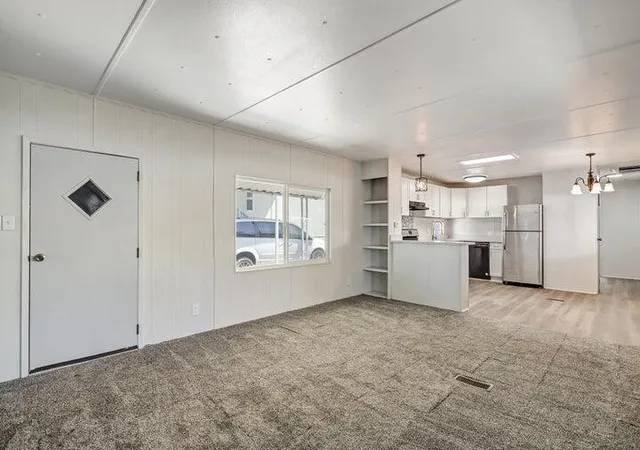 Photo 2 of Manufactured home for sale at 7112 Pan American Ne #113, Albuquerque, NM 87109 | MLS# 1111659 | Listing updated on 2026-09-29