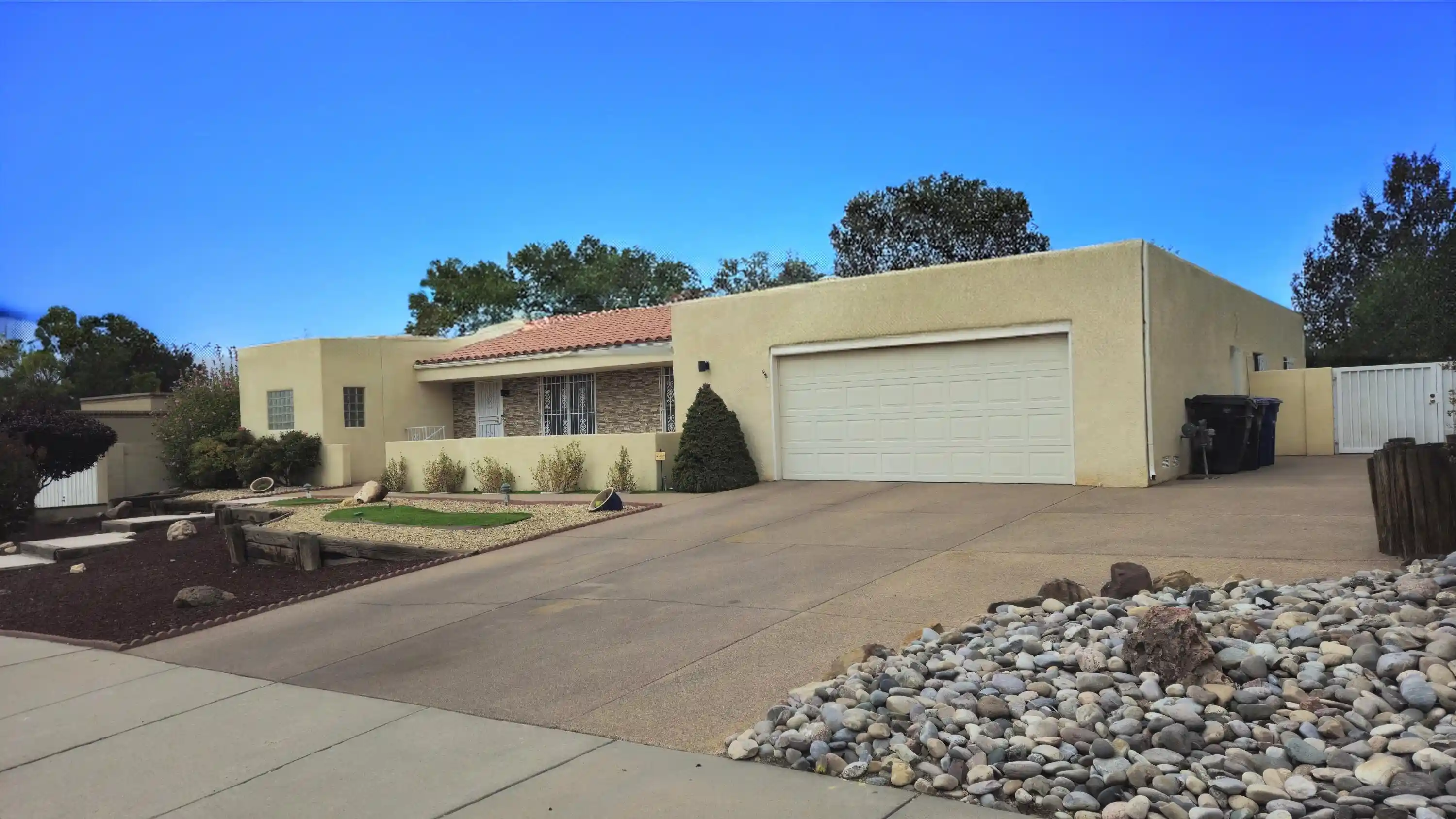 Photo 1 of Single family home for sale at 9301 Camino Del Sol Ne, Albuquerque, NM 87111 | MLS# 1111642 | Listing updated on 2026-10-28
