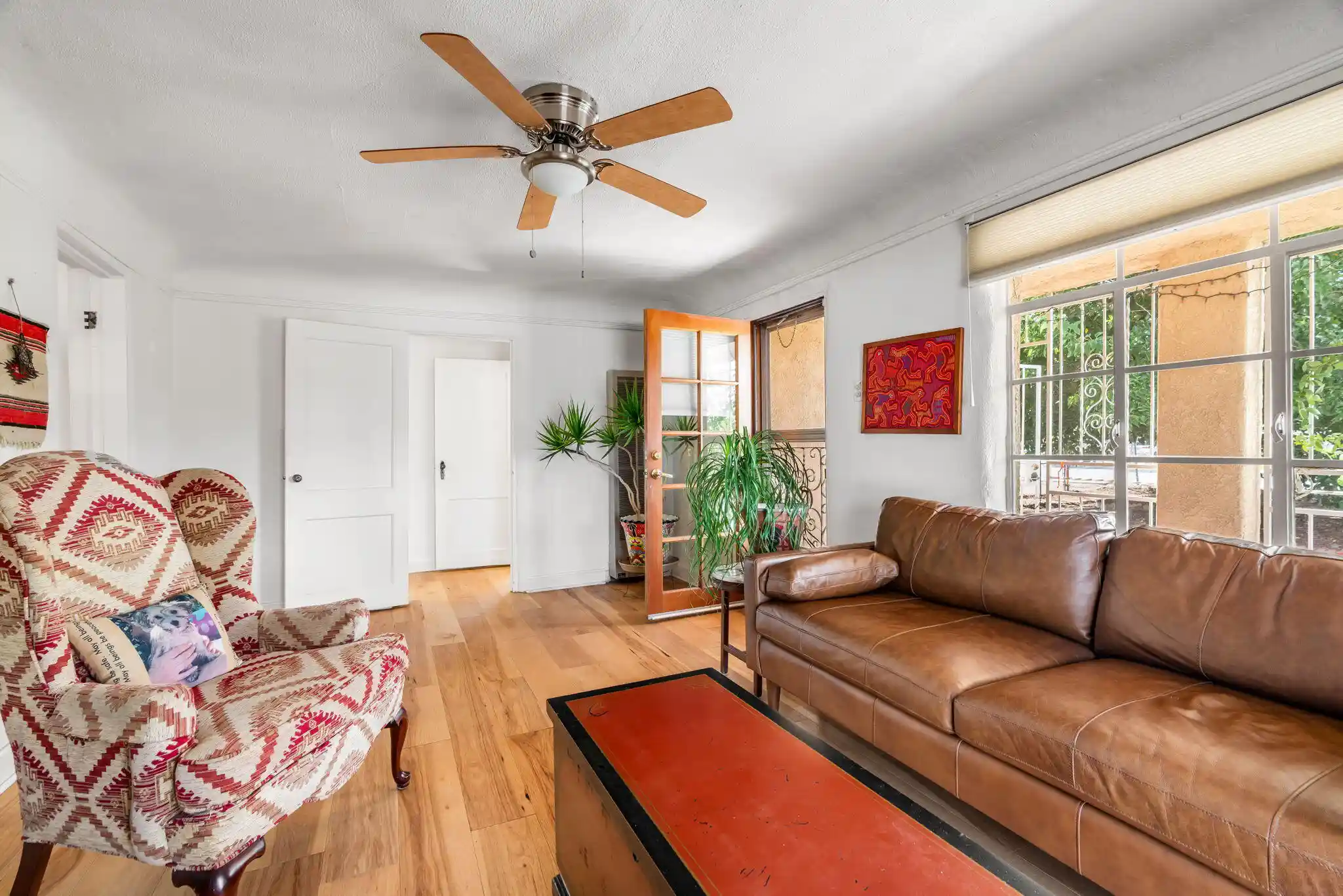 Photo 1 of Sale Pending at 406 Atrisco Dr Sw, Albuquerque, NM 87105 | MLS# 1111679 | Listing updated on 2026-10-21