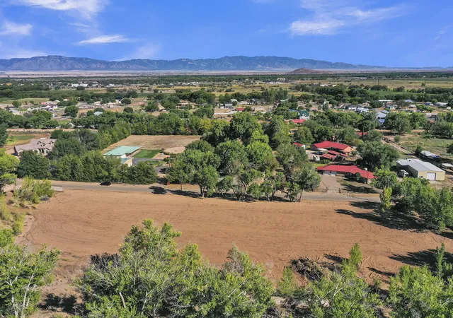 Land for sale at 1581 Sichler Rd, Los Lunas, NM 87031 | MLS# 1111691
