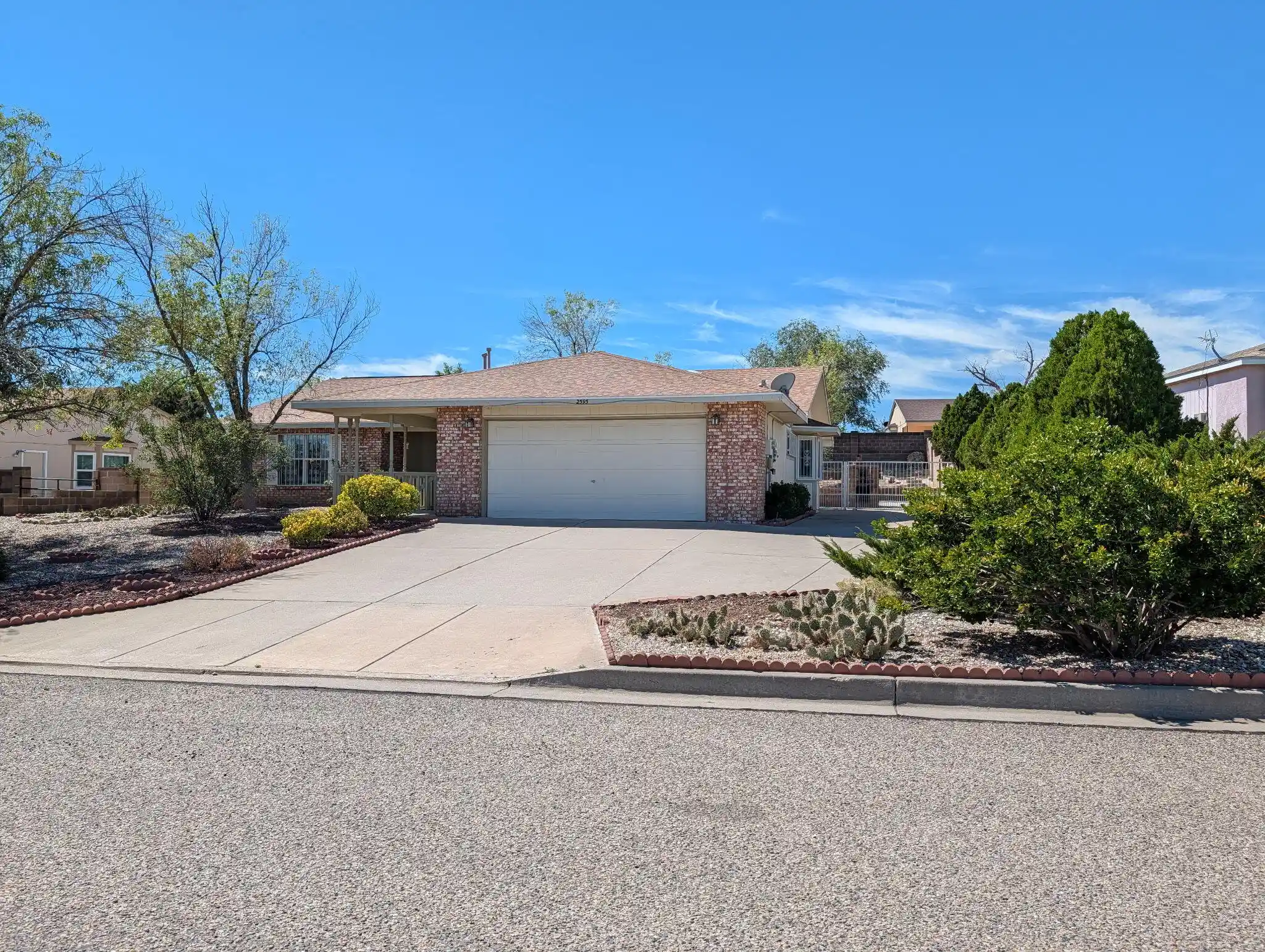 Photo 1 of Single family home for sale at 2595 Shavano Peak Dr Ne, Rio Rancho, NM 87144 | MLS# 1111731 | Listing updated on 2026-10-21