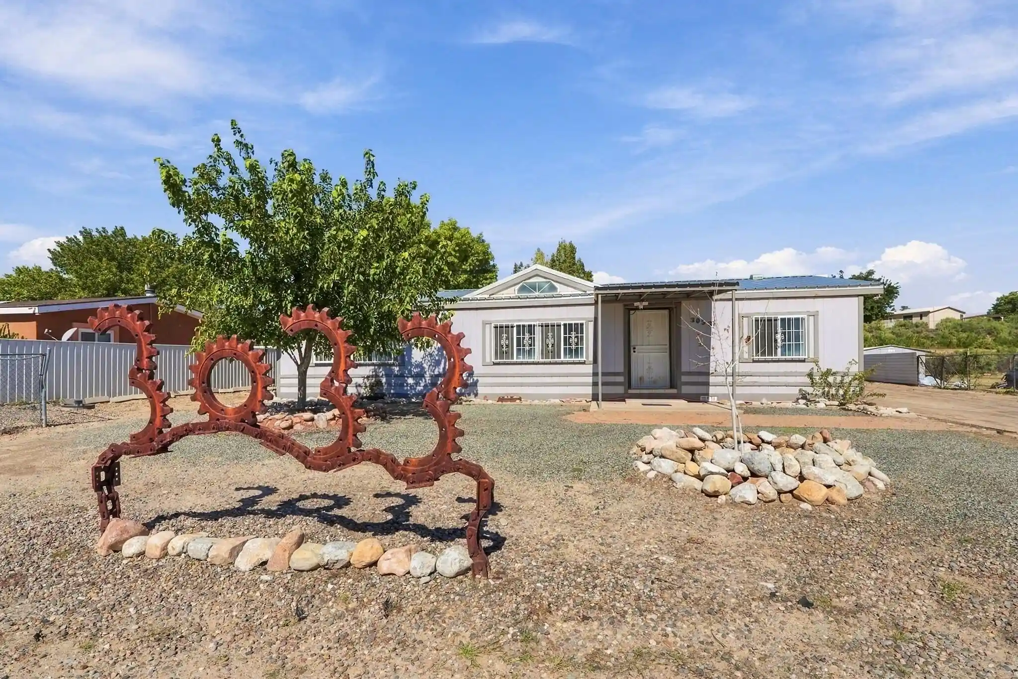 Photo 1 of Sale Pending at 3033 Dona Juanita Dr Sw, Albuquerque, NM 87121 | MLS# 1111732 | Listing updated on 2026-10-21