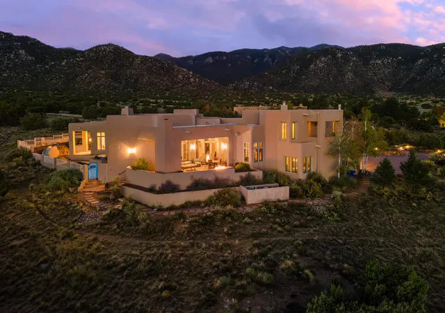 Photo 3 of Single family home for sale at 13709 Quaking Aspen Pl Ne, Albuquerque, NM 87111 | MLS# 1111780 | Listing updated on 2026-10-08