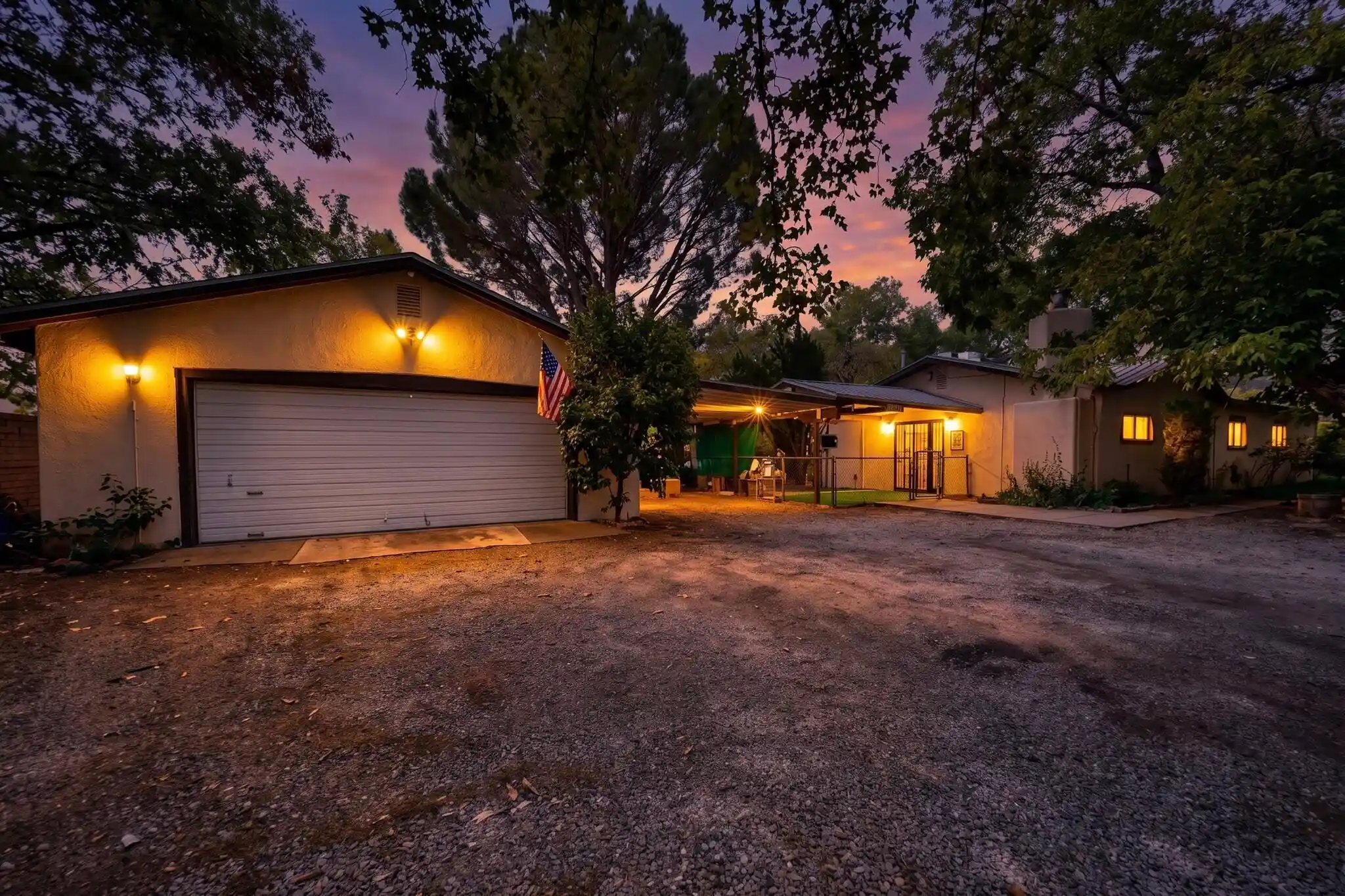 Photo 1 of Single family home for sale at 4817 Guadalupe Trl Nw, Albuquerque, NM 87107 | MLS# 1111781 | Listing updated on 2026-10-21