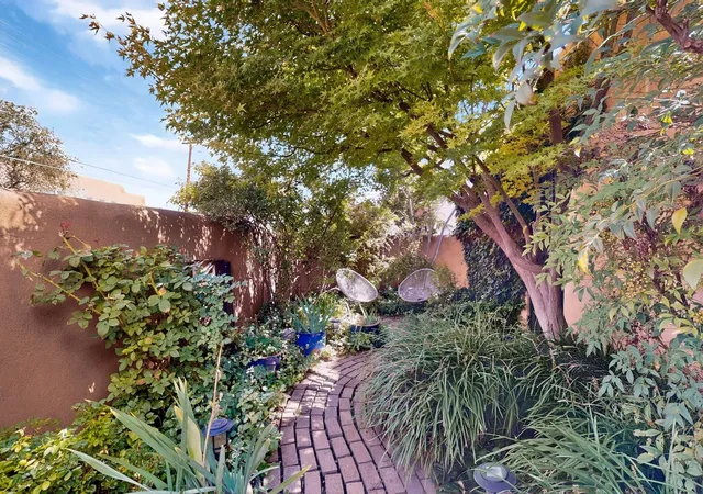 Photo 1 of Sale Pending at 1730 Griegos Rd Nw, Albuquerque, NM 87107 | MLS# 1111791 | Listing updated on 2026-10-08