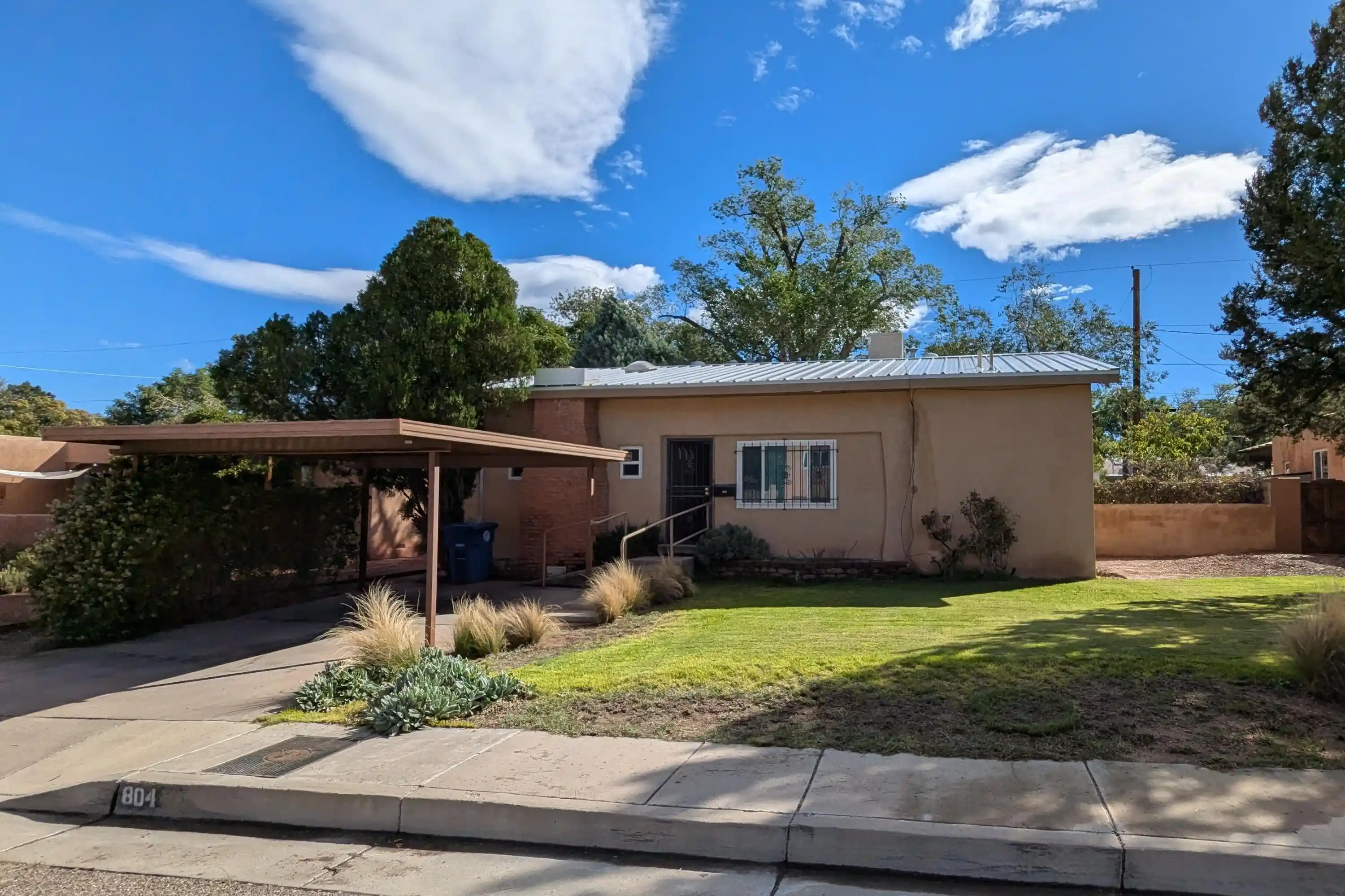 Photo 1 of Single family home for sale at 804 Wellesley Dr Ne, Albuquerque, NM 87106 | MLS# 1111872 | Listing updated on 2026-10-21