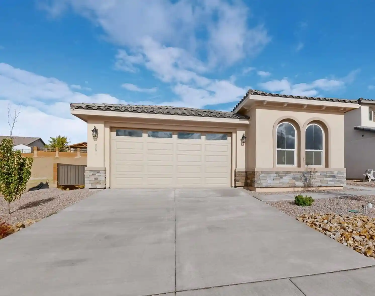 Photo 1 of Single family home for sale at 1561 Corta Corona Sw, Los Lunas, NM 87031 | MLS# 1111875 | Listing updated on 2026-10-21